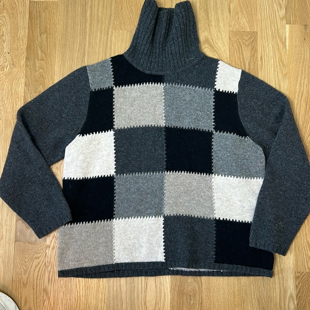 Gray black tan Wool Sweater, Eddie Bauer,XL